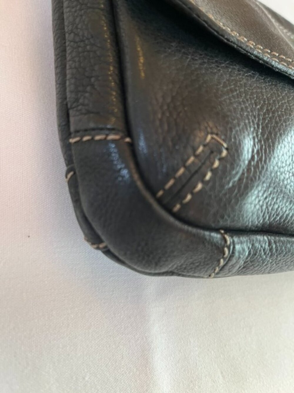FOSSIL | Black Pebbled Leather Crossbody Bag Zip Top Closure-EUC - Picture 7 of 15